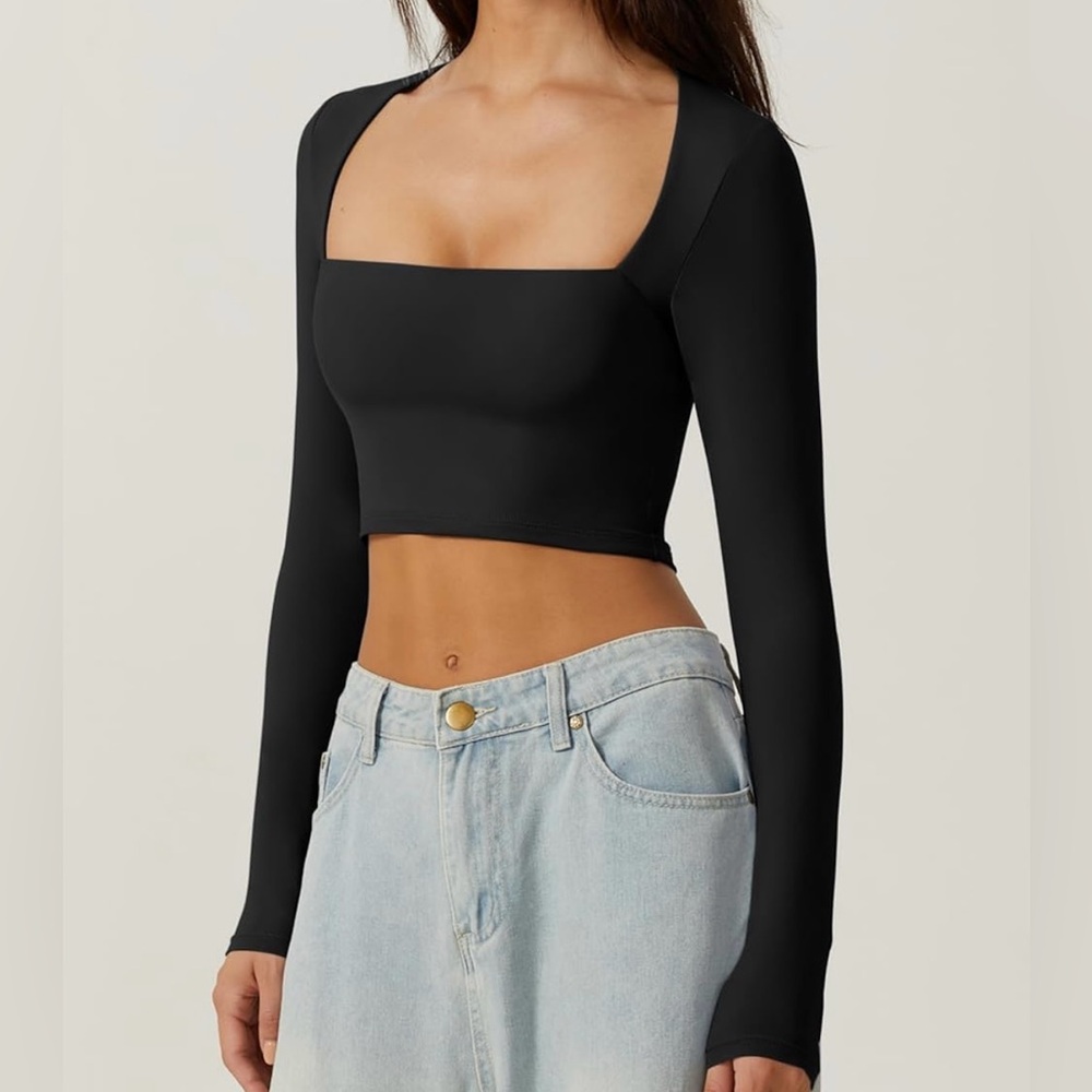 QINSEN Black Square Neck Long Sleeve Crop Top